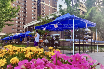 北京市大興區(qū)瀛海鎮(zhèn)海梓嘉園社區(qū)設(shè)置快遞長(zhǎng)亭