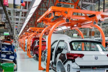 智能制造浪潮帶動汽車頭部企業布局無人化智慧工廠