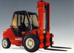 廣州天力: 法國曼尼通MSI 50內燃平衡重叉車 