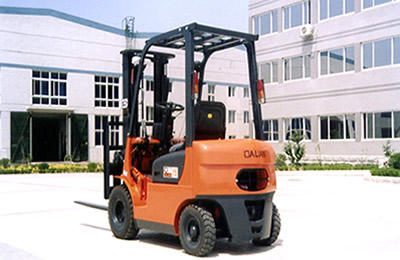 大連CPCD15型柴油叉車 CPCD15 