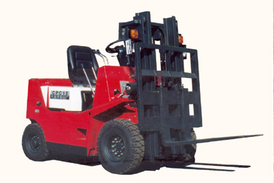 大連1.5噸柴油機械傳動叉車 CPCD15 