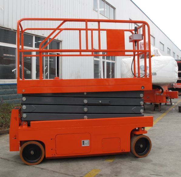 自行式剪型電動高空作業平臺GTJZ08