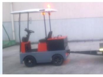 輪式電動牽引車