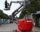 高空作業車