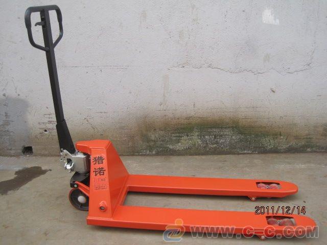 	 獵諾BFC2000電子秤搬運(yùn)車叉車1/2/2.5噸手動液壓托盤稱重推拖