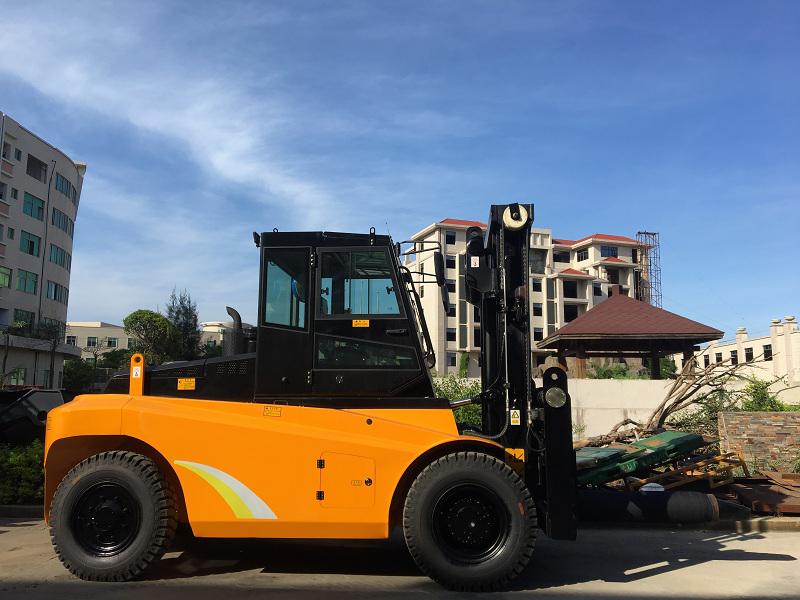 12噸叉車廠家福建重型叉車制造商批發銷售