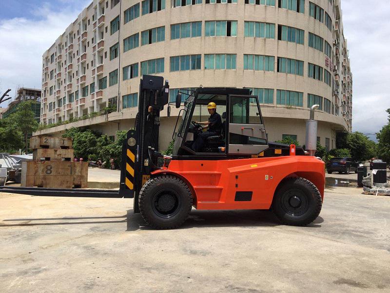 12噸叉車廠家福建重型叉車制造商批發銷售