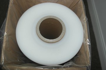 托盤裹膜 山東PE拉伸纏繞膜pe手工機用自粘性纏繞膜定做