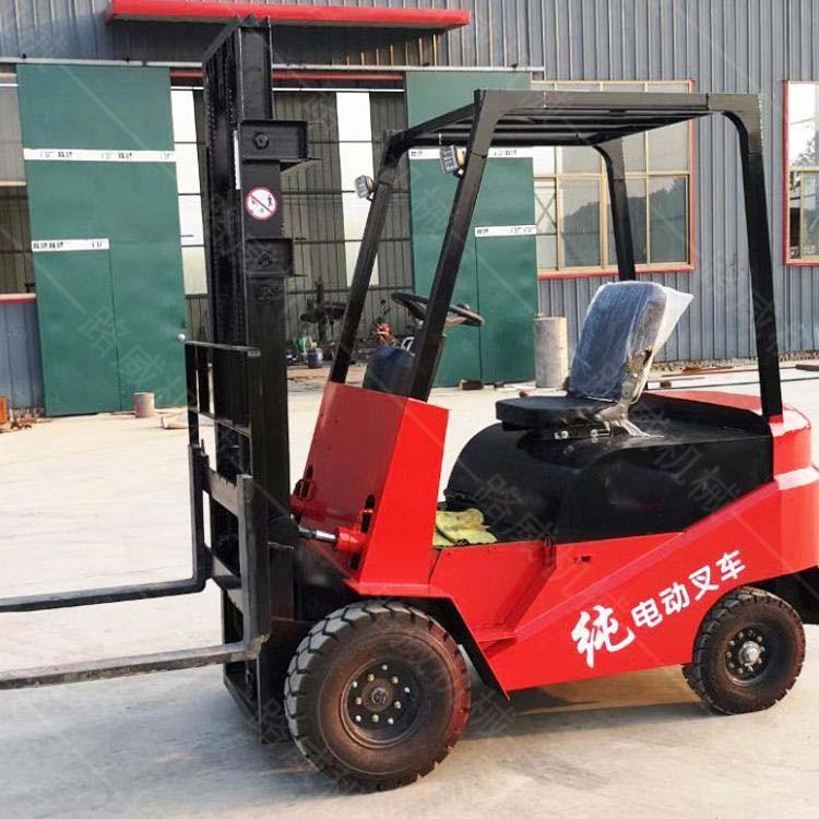   廠家供應(yīng)環(huán)保型電動(dòng)叉車 座駕全電動(dòng)叉車 倉(cāng)庫(kù)快遞搬運(yùn)車