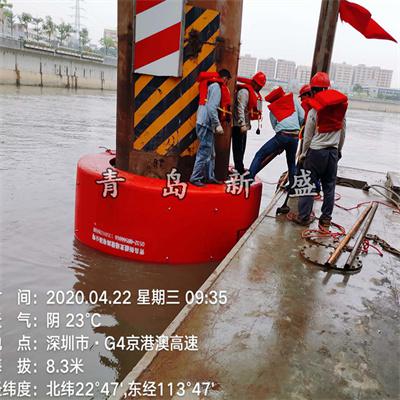 自浮式橋梁防撞設(shè)施 新盛牌浮動(dòng)式鋼覆復(fù)合材料防撞套箱
