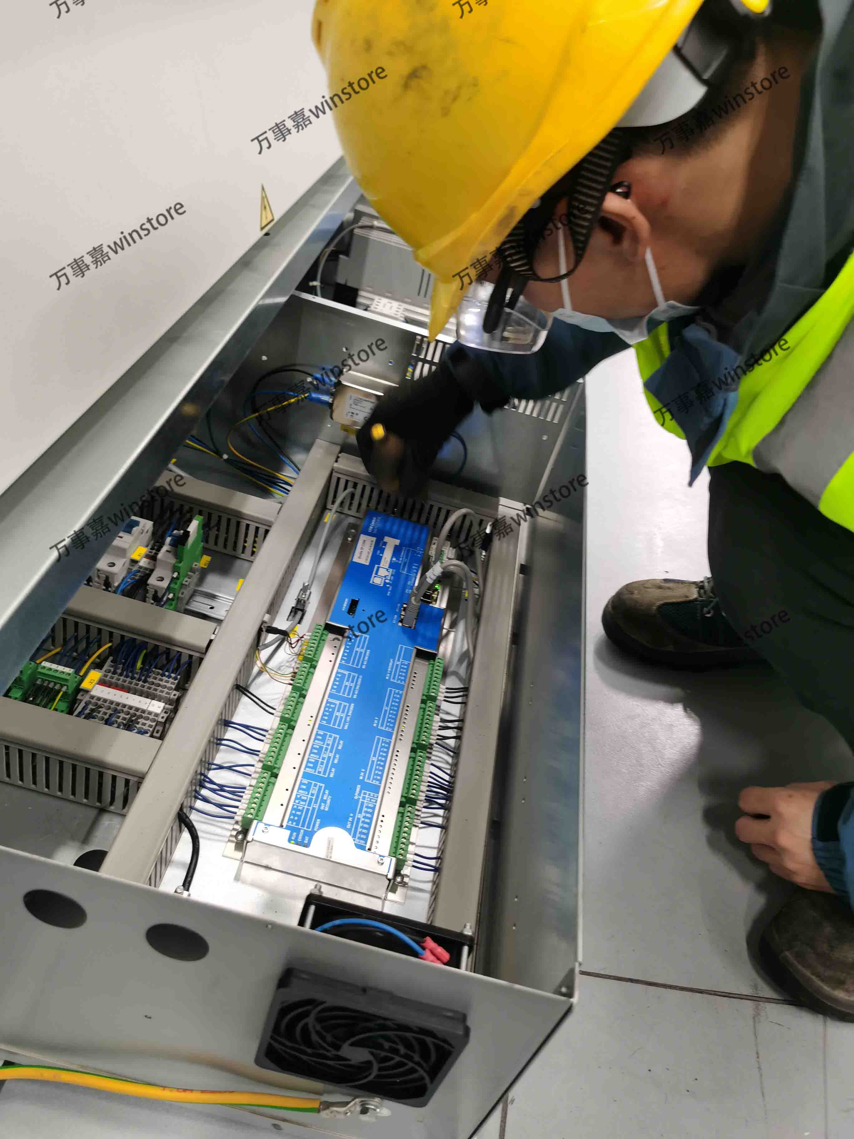 卡迪斯、亨奈爾自動貨柜維修保養移機