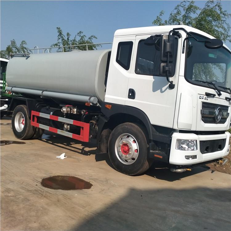 菏澤灑水車生產(chǎn)廠家定做12噸灑水車大型噴灑車價(jià)格報(bào)價(jià)表